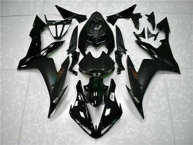 2004-2006 Black Yamaha YZF R1 Motorcycle Fairings 2004-2006 Black Yamaha YZF R1 Motorcycle Fairings